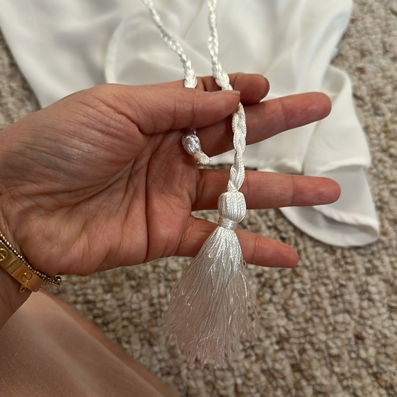 Neiman Marcus White Lace Detail Blouse size XS - Picture 8 of 8